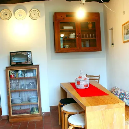 Apartment La Casetta Della Pietra Montale (Liguria)
