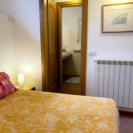 Lägenhet La Casetta Della Pietra